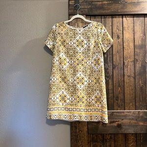 LULU’s Yellow Shift Dress